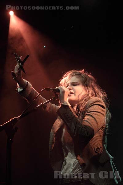 CHRISTINE AND THE QUEENS - 2011-04-12 - PARIS - La Fleche d'Or - 